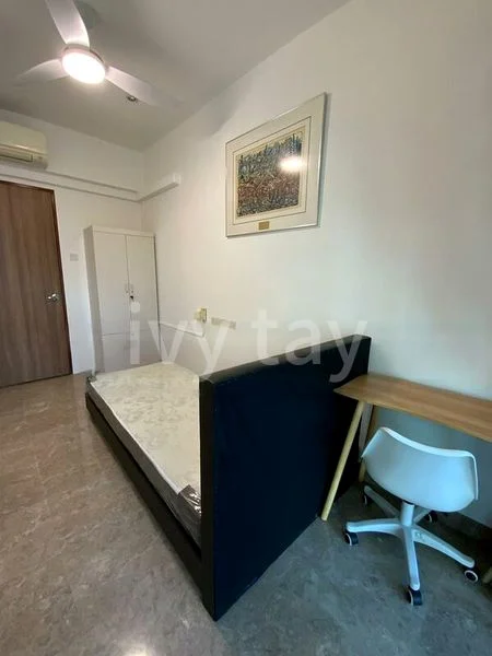 Room (Condo) for Rent in  Maple Woods - Image 2