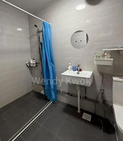 Executive HDB for Sale in  563 Hougang Street 51 - Image 7