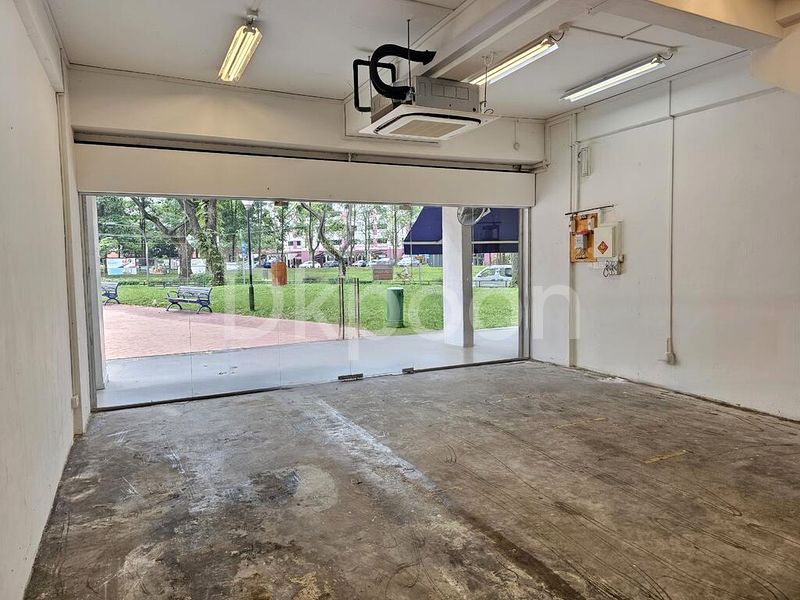 Shop / Shophouse for Rent: Near Market, Hawker Centre & Schools - Image 3