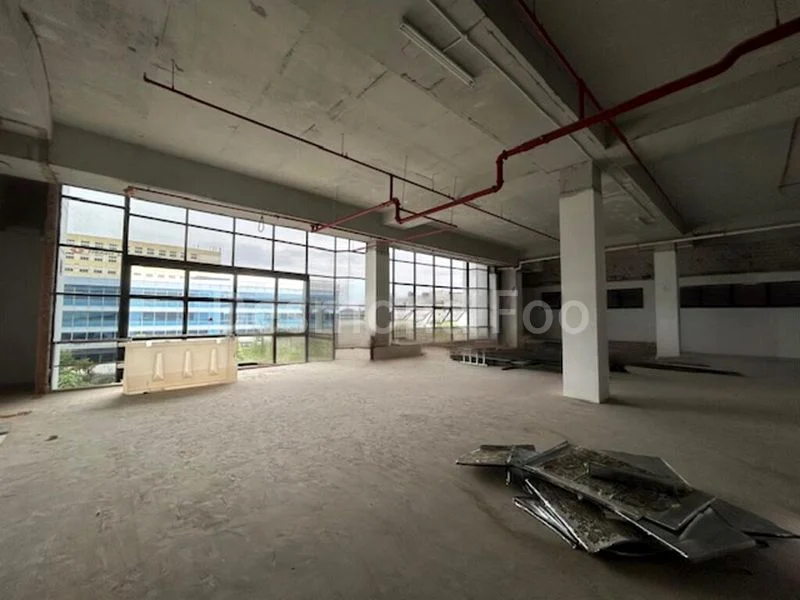 Factory / Workshop (B2) for Rent: Standalone Unit, High Ceiling / Electrical Supply in Tuas - Image 4