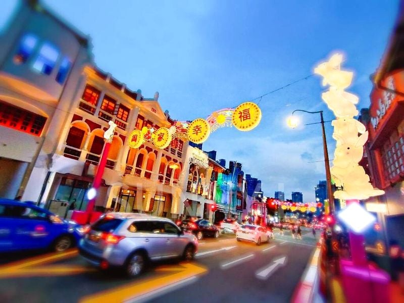 Food & Beverage for Rent: Prime Chinatown Restaurant, Next to an MRT - Image 5