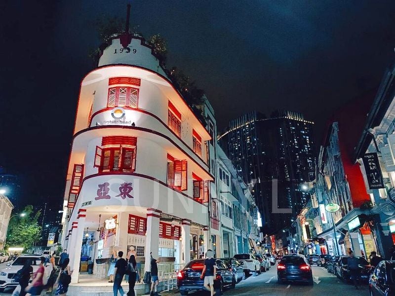 Food & Beverage for Rent: Prime Chinatown Restaurant, Next to an MRT - Image 14