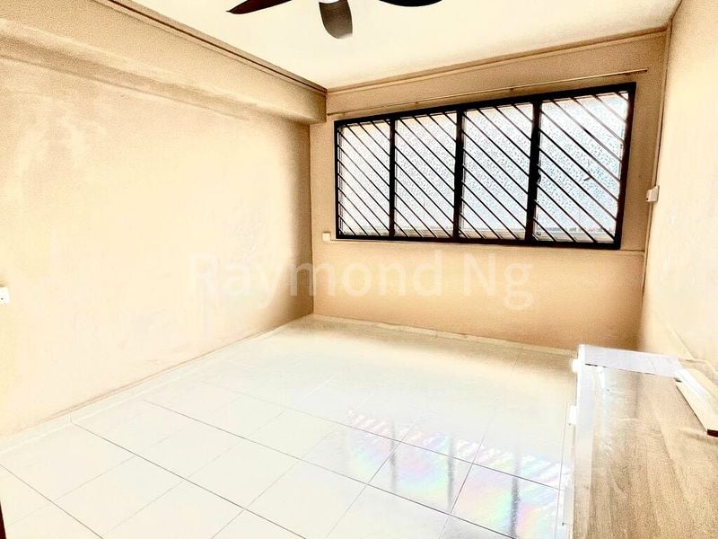 Common Room (HDB) for Rent in  213 Bishan Street 23 - Image 4