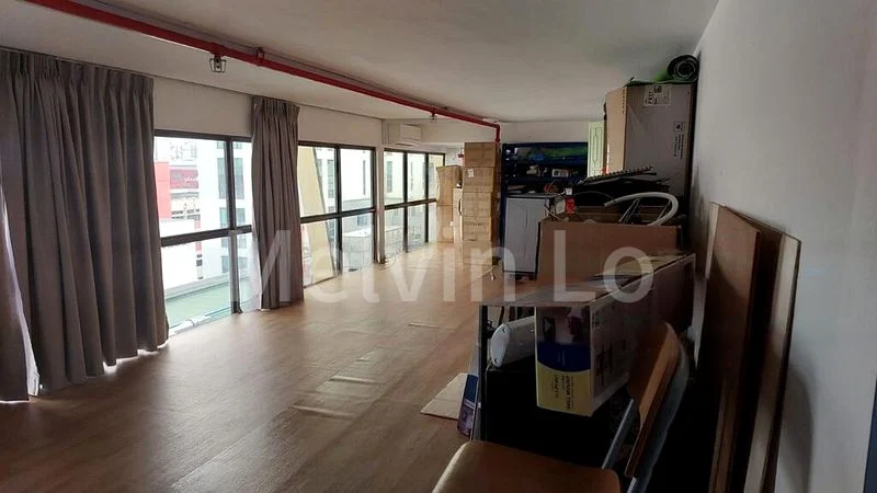 Light Industrial (B1) for Rent: The Commerze @ Irving - Image 1