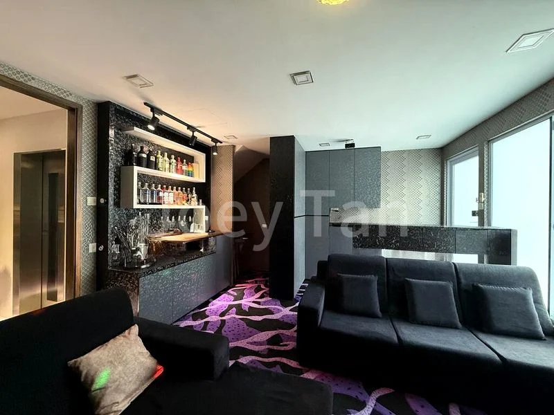 4 Bed Corner Terrace (Landed) for Sale in Wak Hassan Drive - Image 2