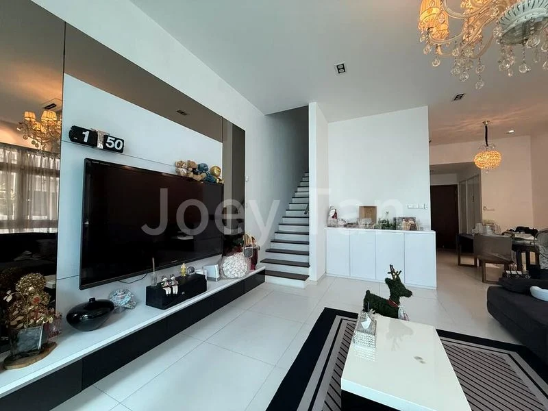 4 Bed Corner Terrace (Landed) for Sale in Wak Hassan Drive - Image 10