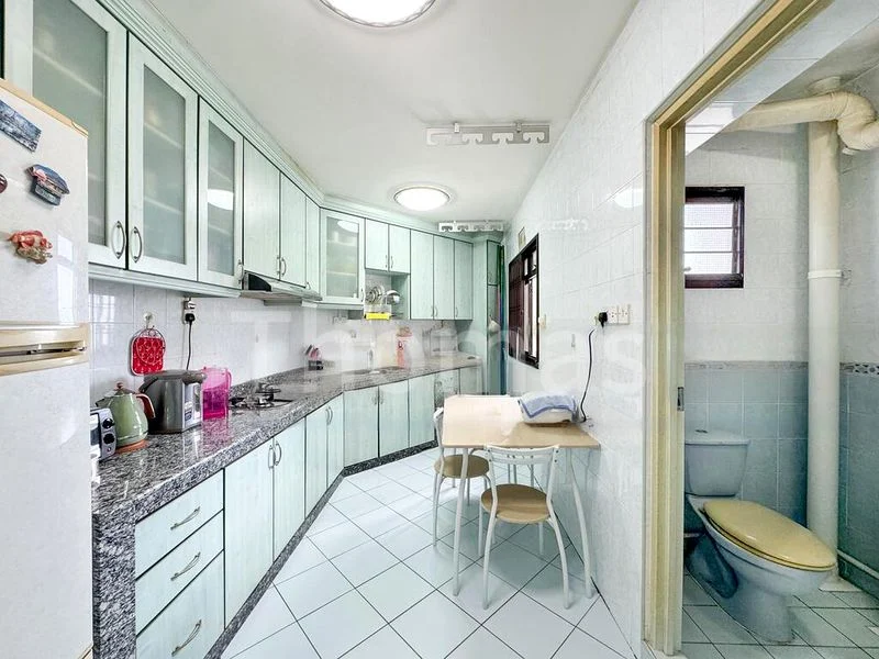 4 Room (4A) HDB for Sale in  296C Compassvale Crescent - Image 3