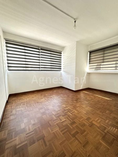 4 Room (4I) HDB for Sale in  179 Toa Payoh Central - Image 3