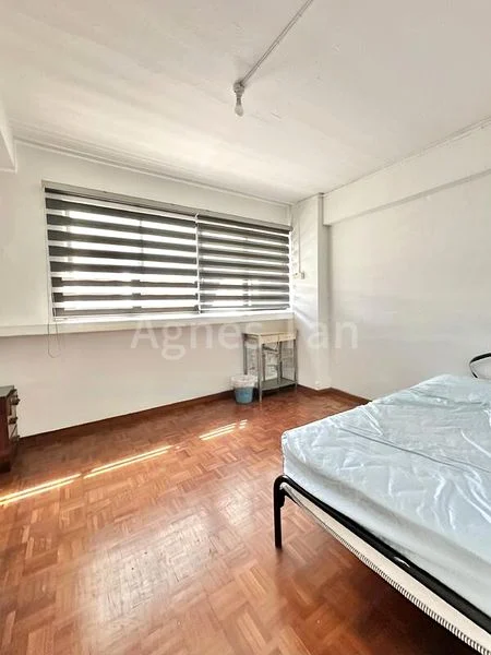 4 Room (4I) HDB for Sale in  179 Toa Payoh Central - Image 4