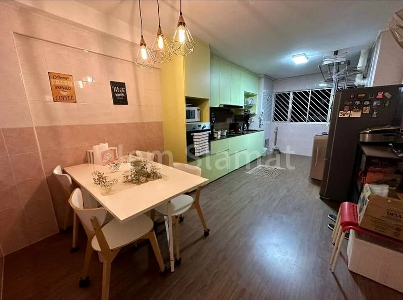 4 Room (4NG) HDB for Rent in  30 Teban Gardens Road - Image 6