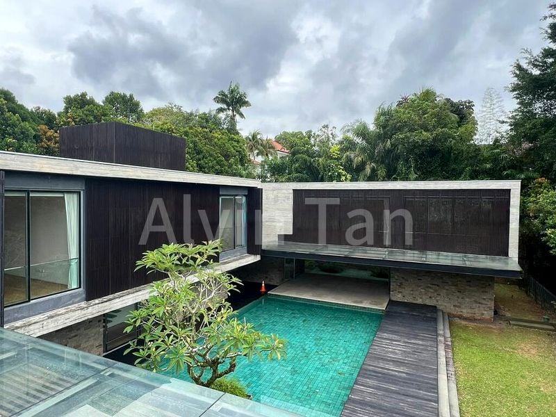 8 Bed Bungalow (Landed) for Rent in  Tanglin Hill Villas - Image 1