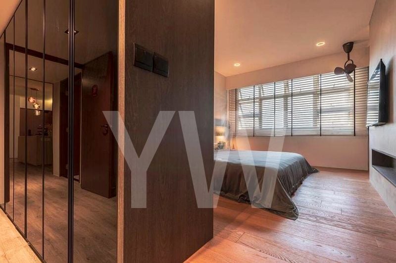 5 Room (5I) HDB for Sale in  443A Bukit Batok West Avenue 8 - Image 2