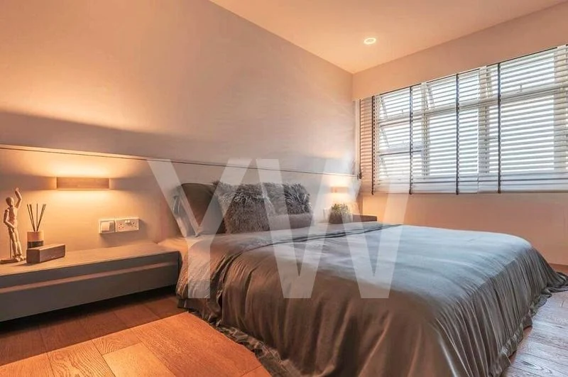 5 Room (5I) HDB for Sale in  443A Bukit Batok West Avenue 8 - Image 4