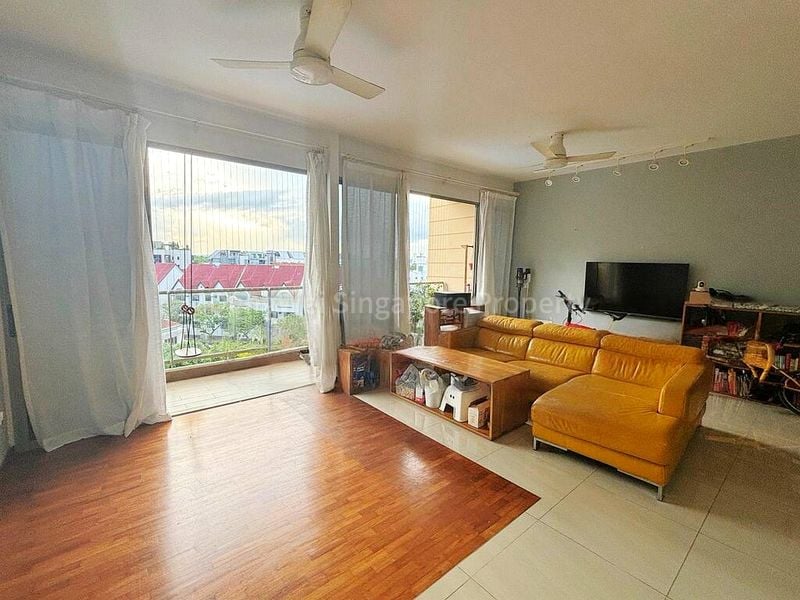 4 Bed Executive Condo for Rent in  Sea Horizon - Image 1