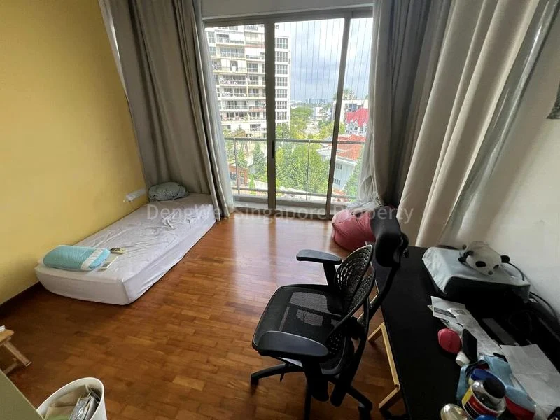 4 Bed Executive Condo for Rent in  Sea Horizon - Image 6