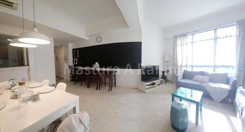 3 Bed Apartment (Condo) for Sale in  Harbourlights - Image 3