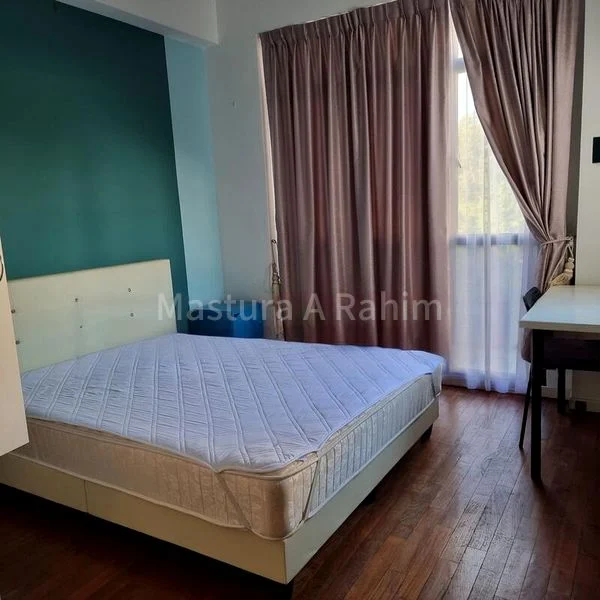 3 Bed Apartment (Condo) for Sale in  Harbourlights - Image 5