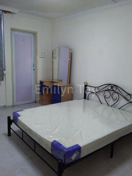 4 Room (4S) HDB for Rent in  515 Hougang Avenue 10 - Image 9