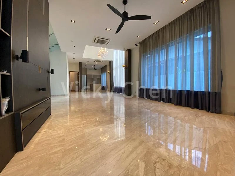 5 Bed Corner Terrace (Landed) for Sale in  Sembawang Hills Estate - Image 1