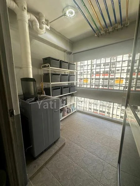 5 Room (5I) HDB for Rent in  851 Jurong West Street 81 - Image 3
