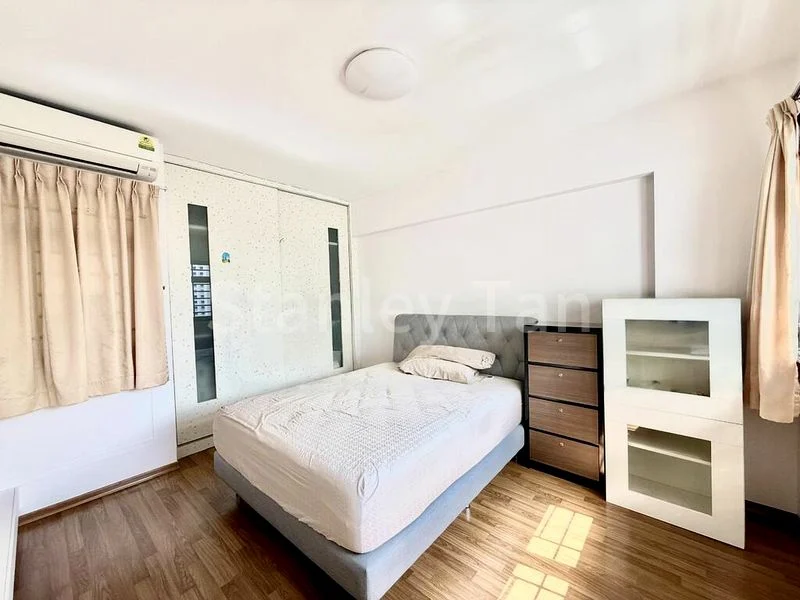 4 Room (4A) HDB for Sale in  25B Jalan Membina - Image 4