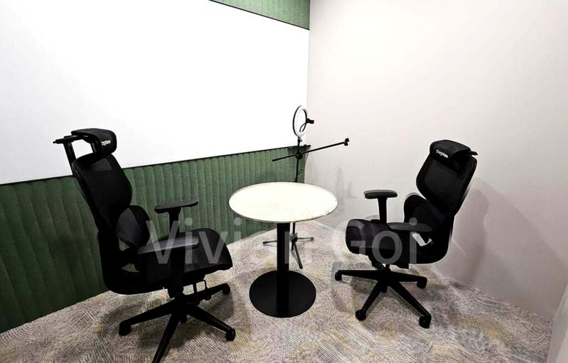 Light Industrial (B1) for Rent: Commonwealth Drive, near Holland Village - Image 6