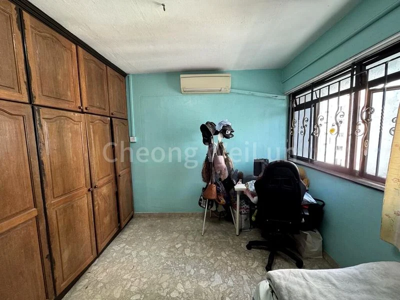 Common Room (HDB) for Rent in  103 Clementi Street 14 - Image 1