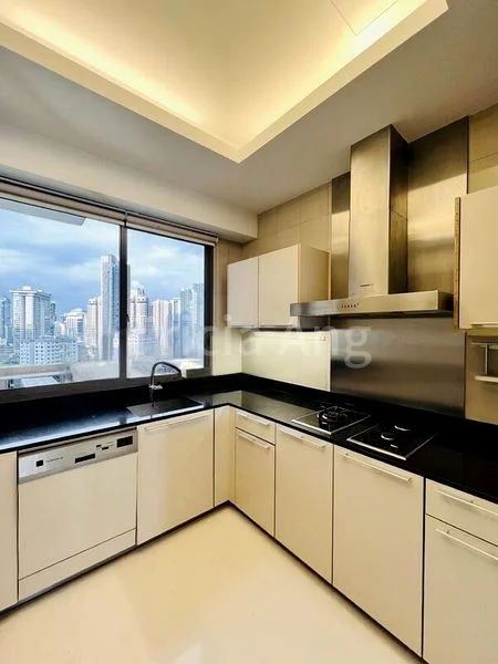 3 Bed Condo for Sale in  Parkview Eclat - Image 18