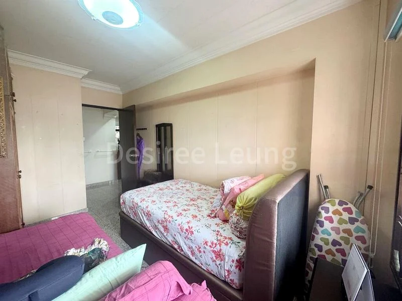 4 Room (4A) HDB for Sale in 63B Lengkok Bahru - Image 13