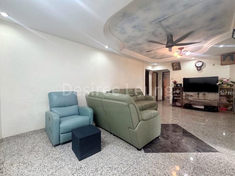 4 Room (4A) HDB for Sale in 63B Lengkok Bahru - Image 4