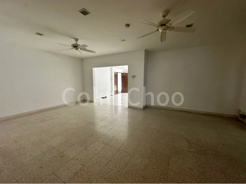 7 Bed Semi-Detached House (Landed) for Sale in  Sommerville Walk - Image 5