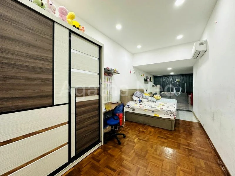 5 Bed Semi-Detached House (Landed) for Sale in  Poh Huat Road - Image 7