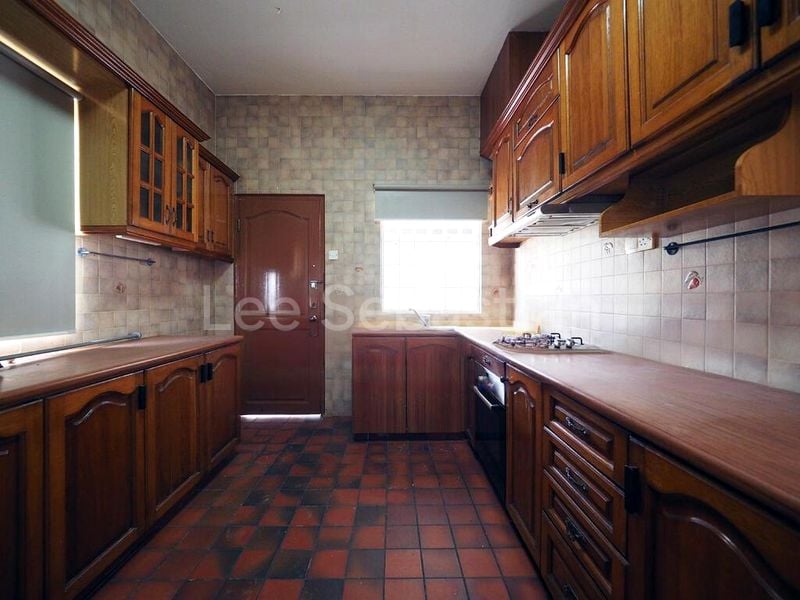 6 Bed Bungalow (Landed) for Rent in  Sembawang Springs Estate - Image 2