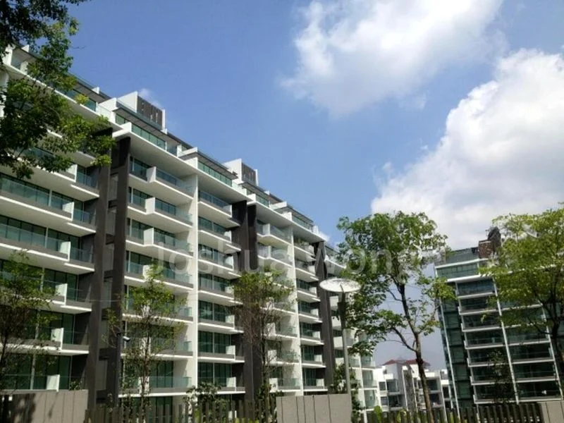 4 Bed Condo for Rent in  Parvis - Image 2