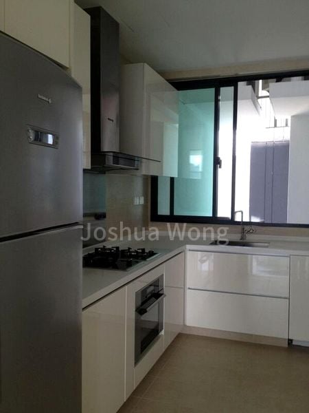 4 Bed Condo for Rent in  Parvis - Image 1
