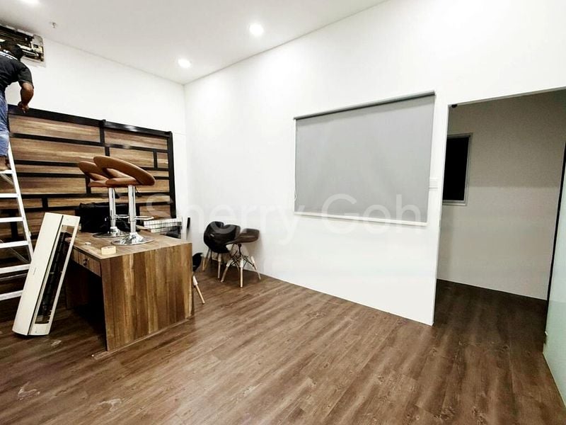 Light Industrial (B1) for Rent: Oxley BizHub - Image 4