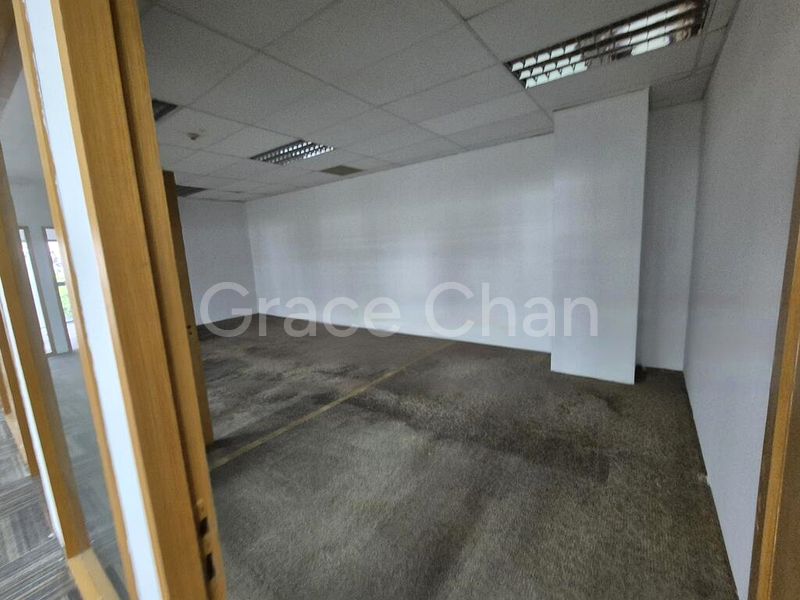 Light Industrial (B1) for Rent: 5-Minute Walk to Commonwealth MRT - Image 1