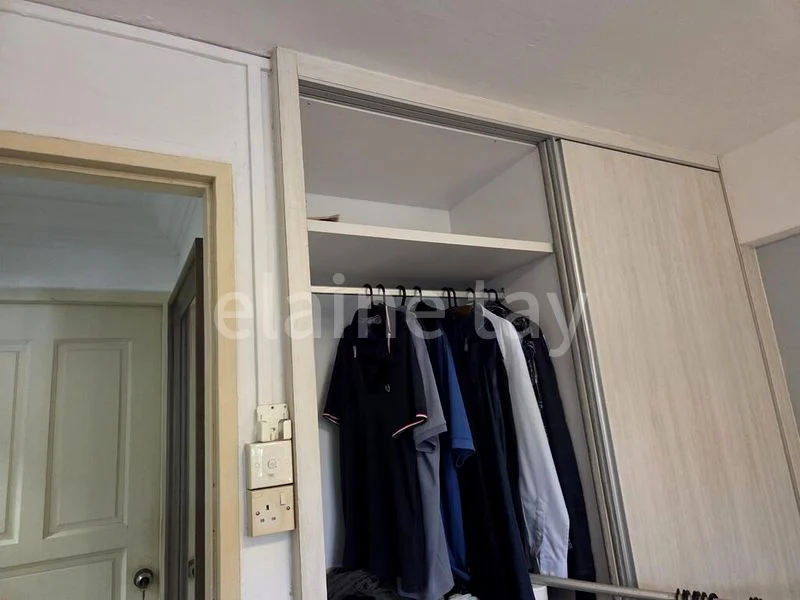 Common Room (HDB) for Rent in  35 Marine Crescent - Image 4