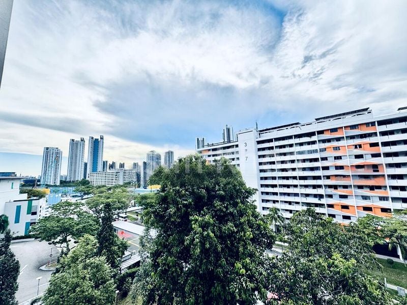 4 Room (4NG) HDB for Sale in 335 Clementi Avenue 2 - Image 9