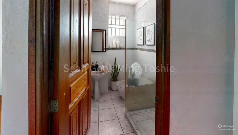 4 Bed Corner Terrace (Landed) for Sale in  Kensington Park Road - Image 9