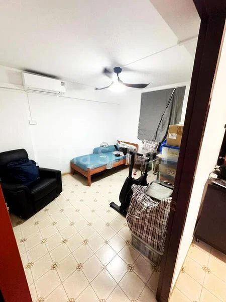Room (HDB) for Rent in 1 Marsiling Drive - Image 7