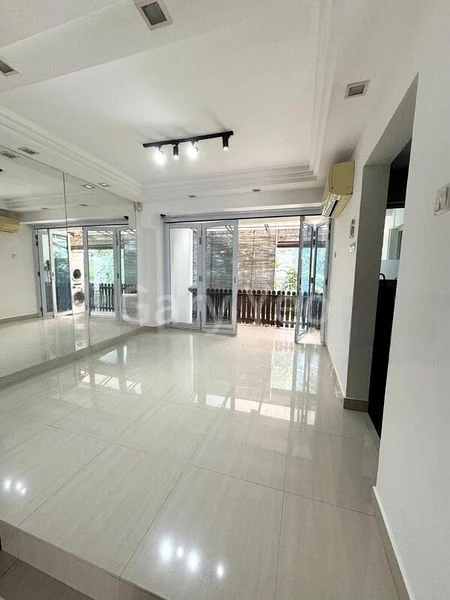 4 Bed Condo for Rent in  Loyang Townhouses - Image 1