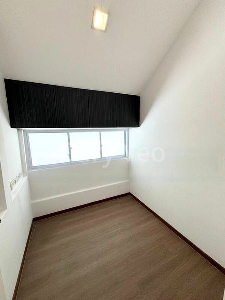 4 Bed Condo for Rent in  Loyang Townhouses - Image 5