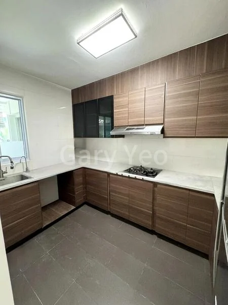 4 Bed Condo for Rent in  Loyang Townhouses - Image 3