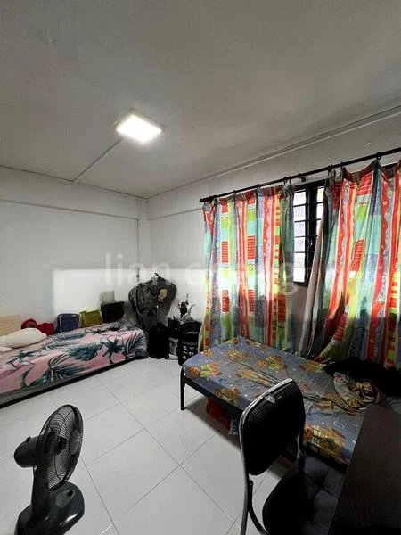 4 Room (4NG) HDB for Rent in  223 Yishun Street 21 - Image 7