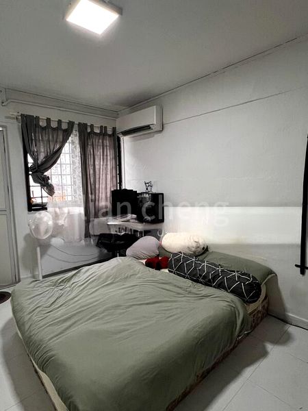 4 Room (4NG) HDB for Rent in  223 Yishun Street 21 - Image 1