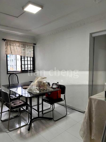 4 Room (4NG) HDB for Rent in  223 Yishun Street 21 - Image 4