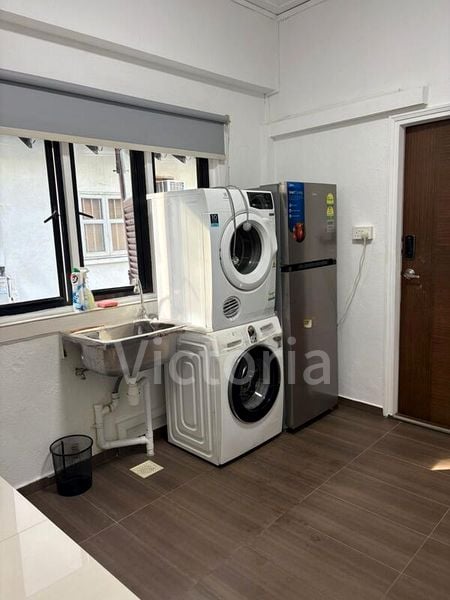 Room (Condo) for Rent in Seah Street - Image 11