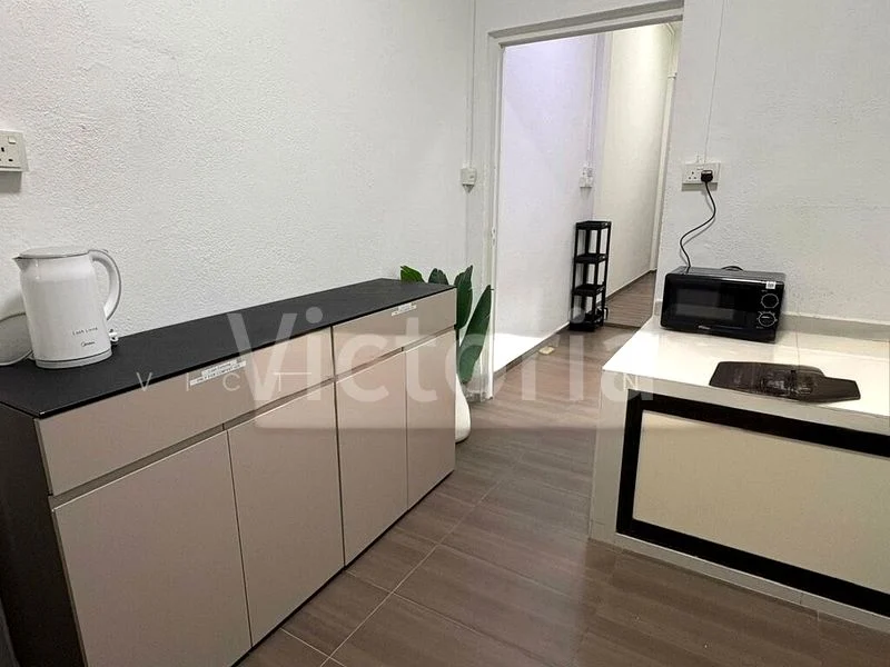 Room (Condo) for Rent in  Seah Street - Image 9
