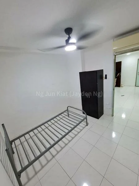 Room (HDB) for Rent in  356B Admiralty Drive - Image 6